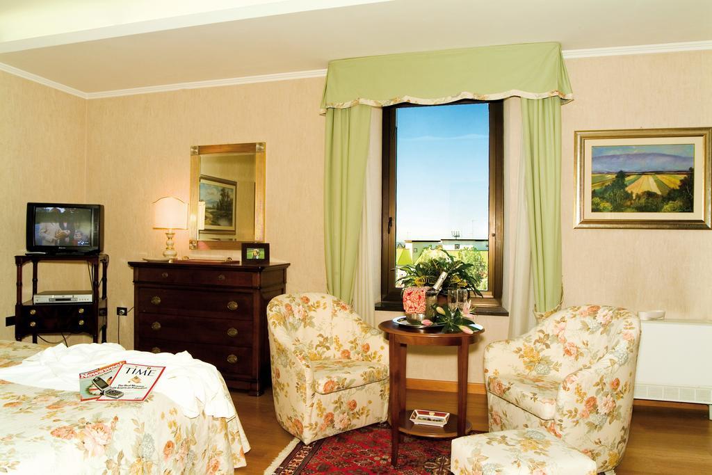 Balletti Palace Hotel فِتيربو الغرفة الصورة